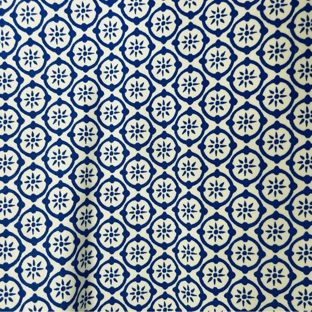 Talbots blue white floral medallion Bermuda preppy trouser shorts 8 - Picture 2 of 5